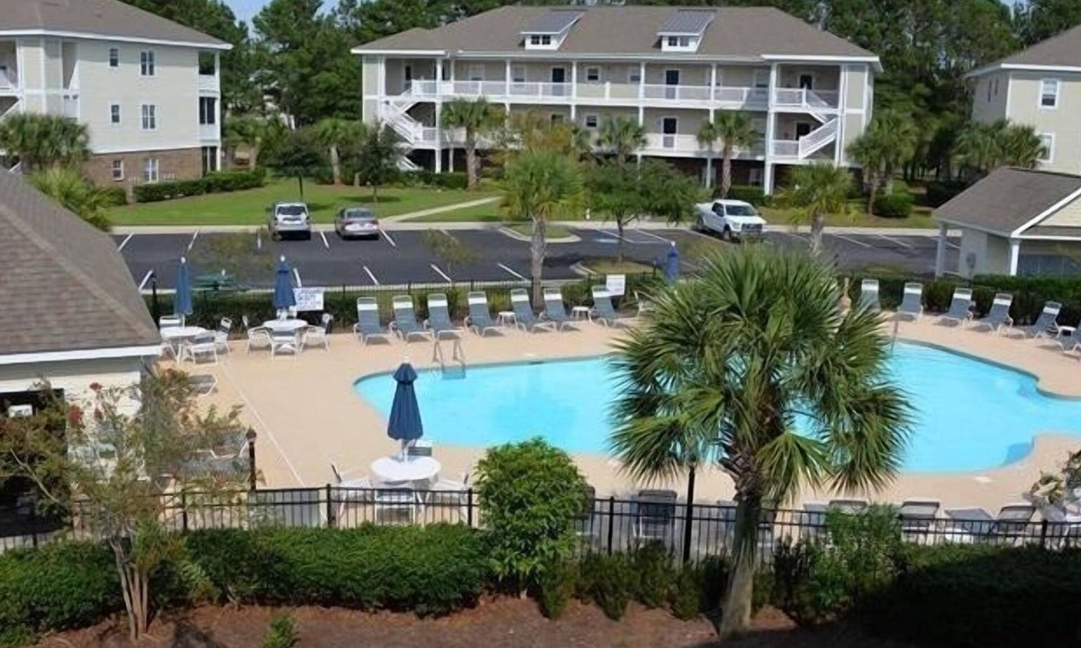 North Myrtle Beach Villa | 1011 Willow Bend - Barefoot Resort Rentals