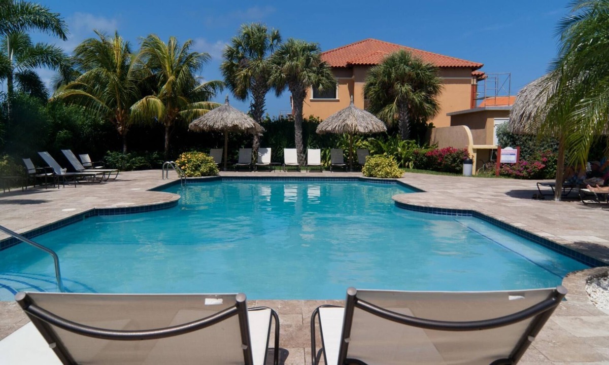 Gold Coast House | 2BR2BA Townhome with Pools & GYM @ Gold Coast