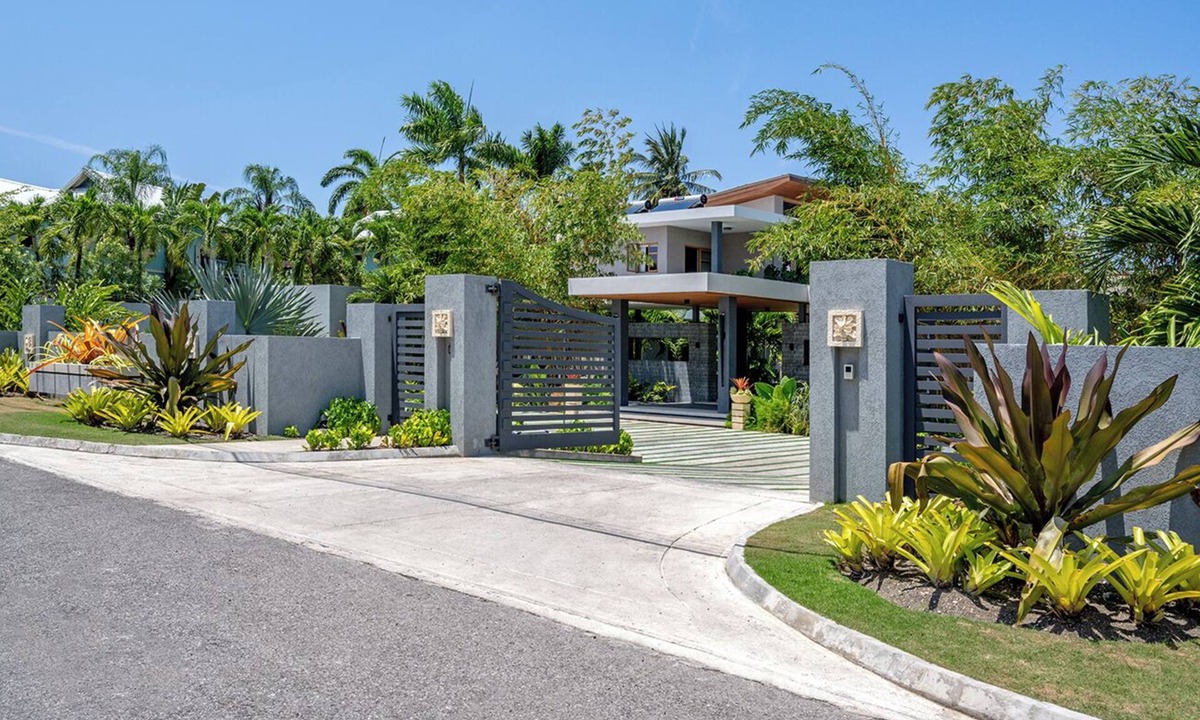 Mammee Bay Estates Villa | A villa where nature's beauty harmoniously meets the comforts of modern living