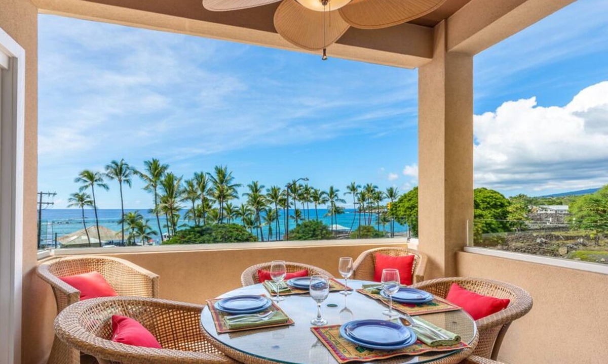 Kahaluu Bay Villa | Aloha Condos, Beach Villas at Kahaluu, Villa 1-202, Beach View, AC
