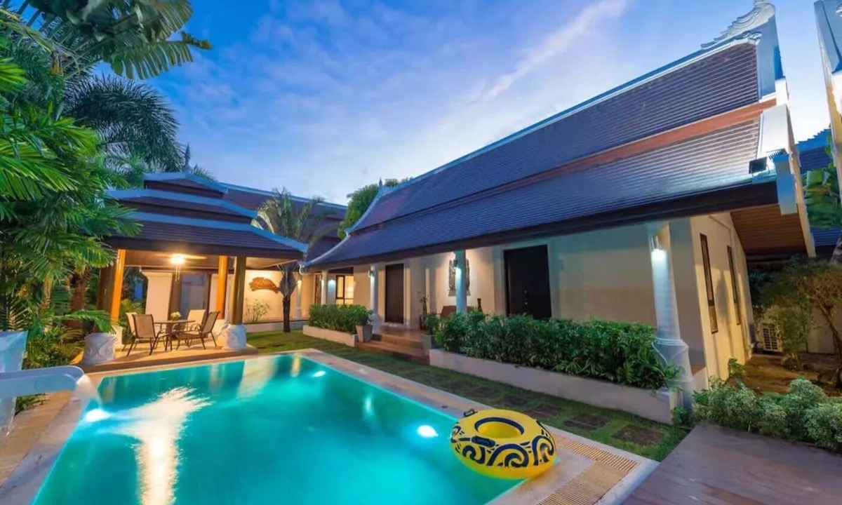 Na Mueang Villa | Balinese-inspired 3-bedroom villa with private pool, garden, and 5-min walk to Bang Kao Beach