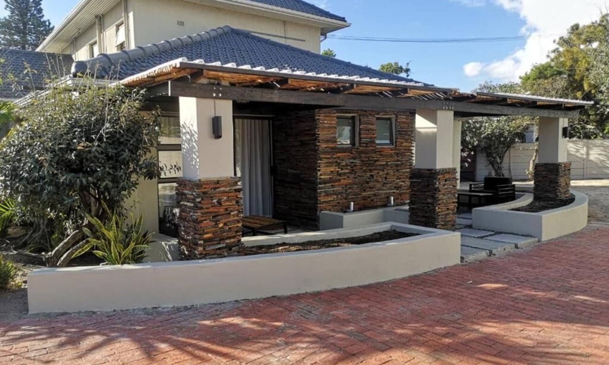 Milnerton Bed & Breakfast | Boutique Private Suite Patio Beach 2 Rooibos