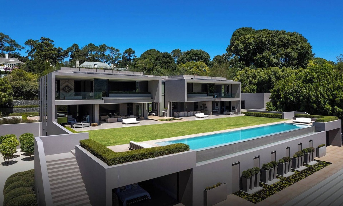 Lagoon Beach Apartment | CAPE HEIGHTS