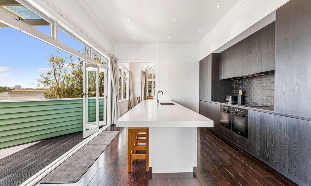 Greenlane - Ellerslie House | Character-Filled Home w/Parking