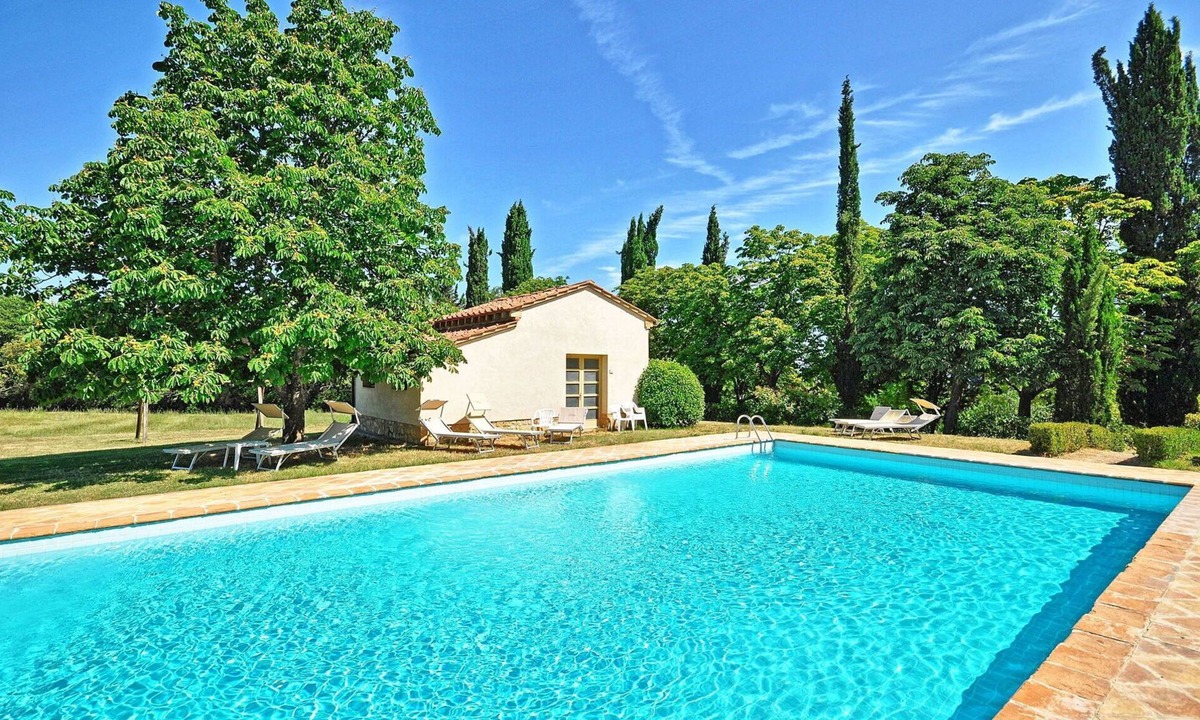 San Gimignano Apartment | Lovely apartment for 4 guests with A/C, pool, WIFI and TV