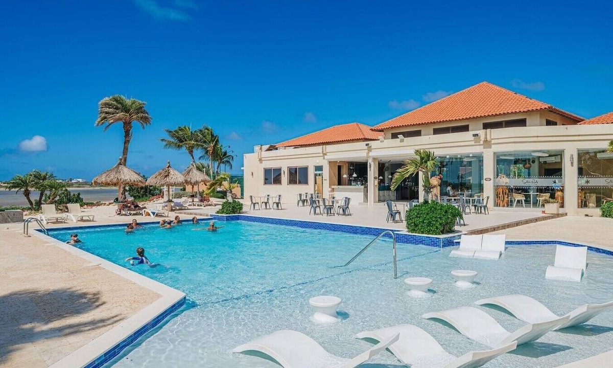 Gold Coast Apartment | LUX 3BR Condo Rooftop Patio, BBQ & Resort Pool