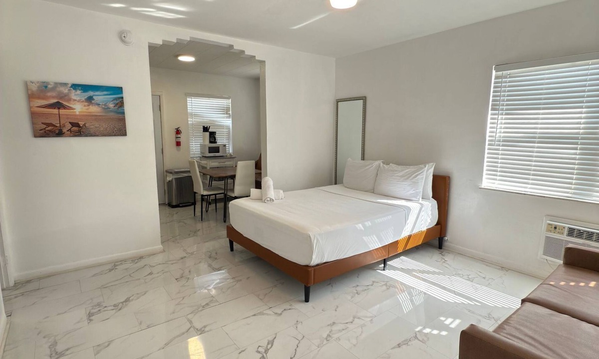 Flamingo/Lummus Apartment | Nice apartment with AC in sunny Miami Beach