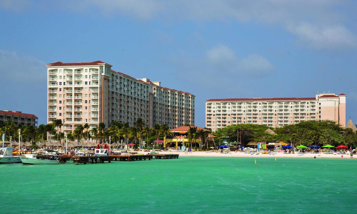 Palm Beach Resort | Oceanfront - 1 Bedroom - Marriott's Aruba Surf Club - Full Resort Access