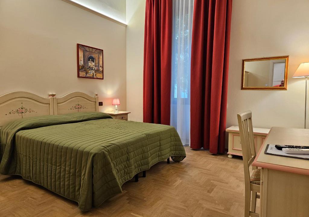 Careggi Rifredi House | Resort del Roster