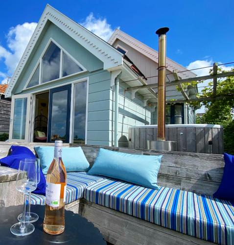 Jisp House | Romantic Dutch hideaway