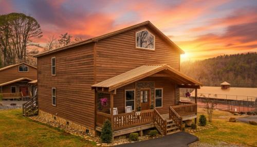 White Oak Lodge House | SmokiesBoutiqueCabins would love to host you at Dolly's Cute Cabin! 4 Suites with Private Bathrooms - Hot Tub, Fire Pit, Game Room, Resort Pool open Memorial Day through Labor Day!