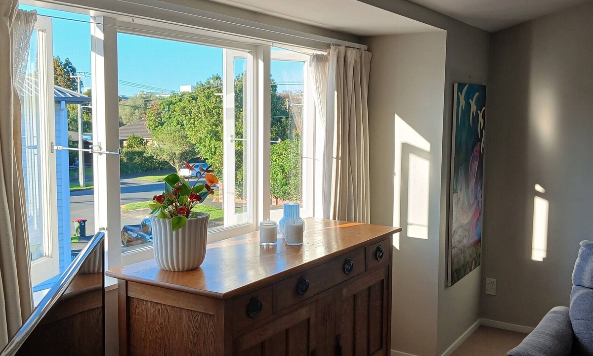 Greenlane - Ellerslie Apartment | Studio apartment in Central Auckland district close to transport