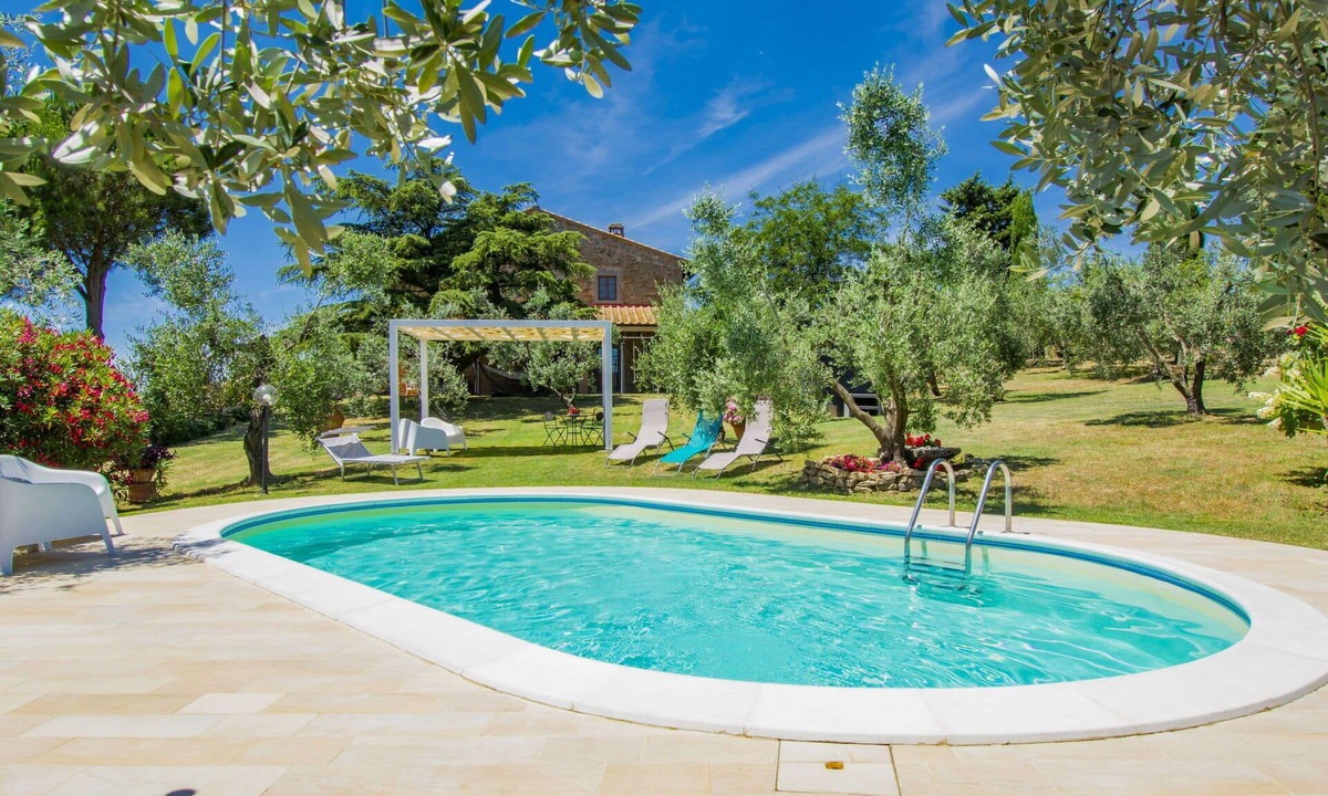 Capraia e Limite Villa | Stunning private villa for 8 people with private pool, WIFI, TV, patio and panoramic view