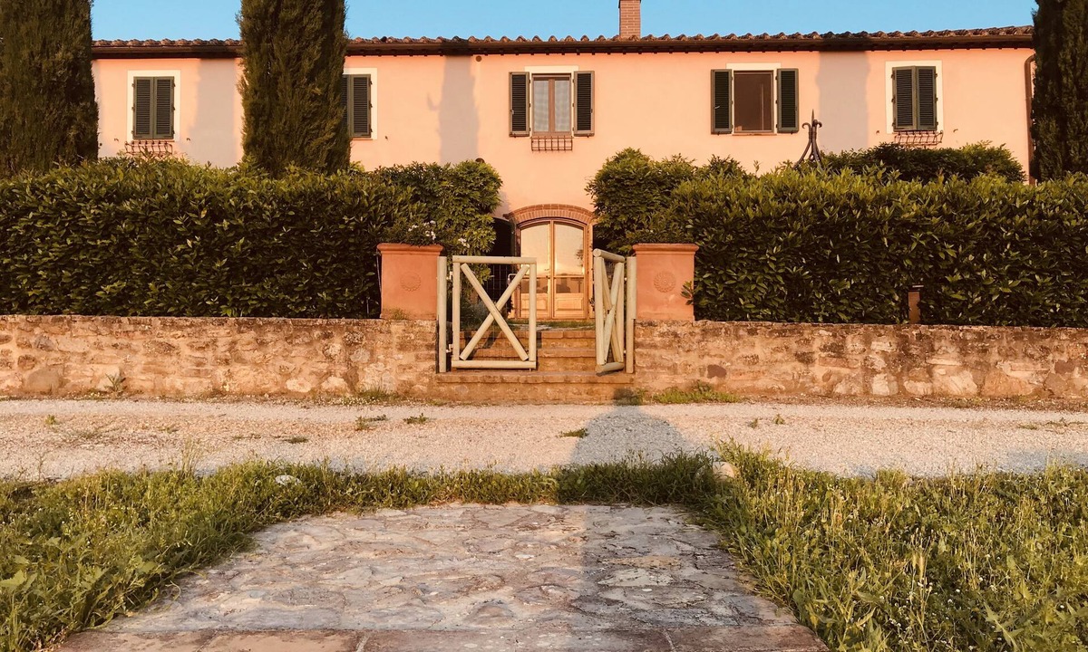 Buonconvento Villa | Val D'Orcia, near Siena and Montalcino: villa, panorama and pool