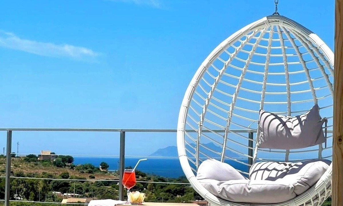 Marsala Villa | Villa Demirà | Panoramic villa with pool & views of Lo Stagnone and the Egadi Islands