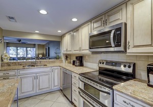 178 Greens- Short Walk to the Pool and Beach! in Hilton Head