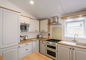 2 bedroom accommodation in Carnforth in Carnforth