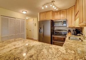 Gorgeous Ocean Views King 2 Queens close to ocean Bikes & Beach Gear Included in Hilton Head Island