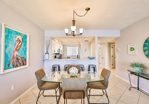 Updated Vanderbilt Beach Condo with Great Views. in Naples