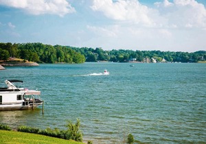 Waterview Studio with Private Porch #10 at Long Cove Resort in Charlotte