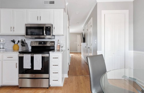 South of Broad House | 16 Short St