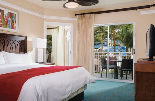 Palm Beach Resort | 2 BR Villa @ Aruba Surf ~ 4 Star ~ Resort Access ~ Palm Beach ~ Pools ~ Kitchen