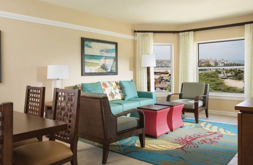Palm Beach Resort | 2 BR Villa @ Aruba Surf ~ 4 Star ~ Resort Access ~ Palm Beach ~ Pools ~ Kitchen