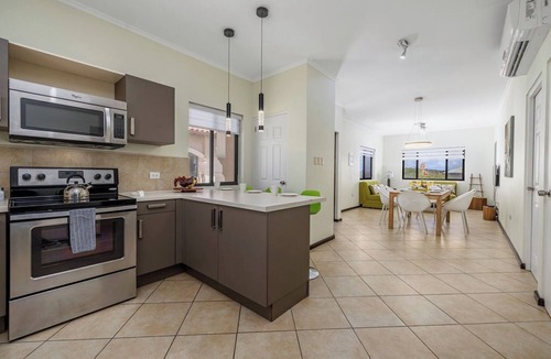 Gold Coast House | 2BR2BA Townhome with Pools & GYM @ Gold Coast