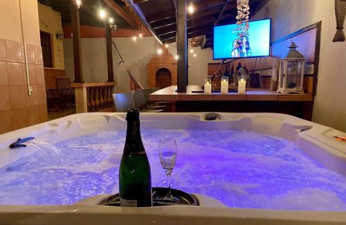 Alto Vista Villa | 3-bedroom villa with a jacuzzi