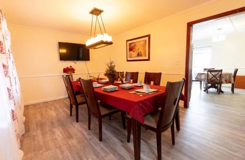 Tobyhanna Villa | 3500sqft Garden View Villa with Fire Pit near Tobyhanna Lake and Kalahari Resort