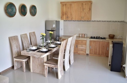 Petitenget Villa | 3Bedrooms Central Seminyak walking distance to the Boutique shop,Restaurant,Bar