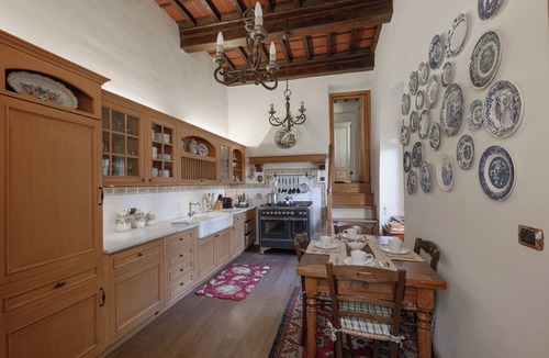 Oltrarno Villa | 4-Bed Villa & Garden with Fantastic Views of the City of Florence & Countryside