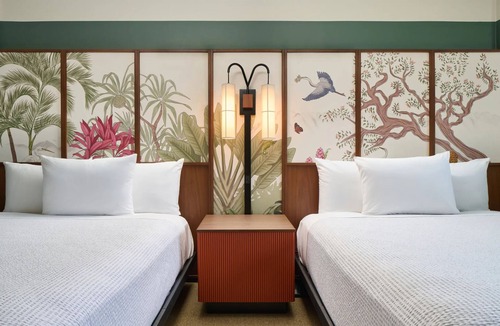Ala Moana Hotel | 4 Family Friendly Units, Relaxing Garden Views, Pool Access, Minutes to Beaches