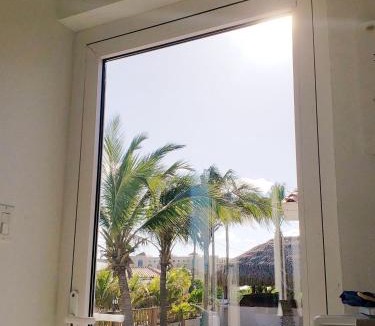 Opal Apartment | Adele's Apartment with Pool, 5 minutes walk to the beach