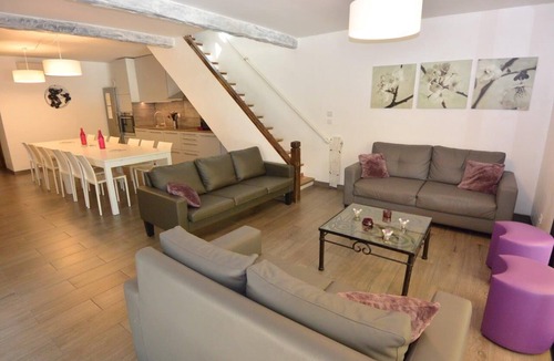 Plan-d'Orgon Villa | Alpilles Luberon Air-conditioned Spa Heated swimming pool Petanque Table soccer