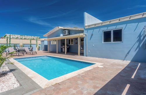 Opal House | Amazing Villa Near to the Beach