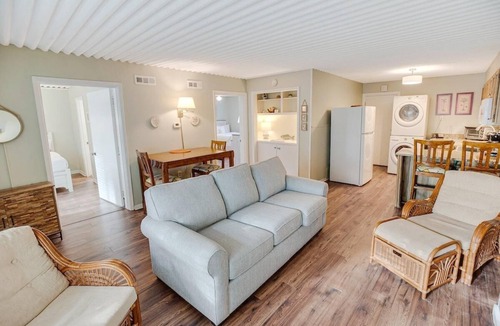 Litchfield by the Sea Hotel | Beaches and Waves Two Bdrm Resort View 1st Floor