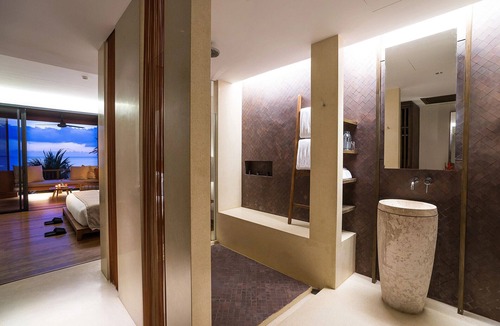 Bophut Hotel | Beachfront Room Near Fisherman’s Village – 550 Yards From Night Market