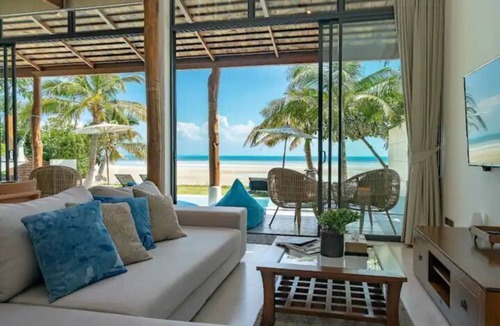 Na Thon Villa | Beachfront Villa InduBlue .5 En-Suite AC bedrooms .Housekeeper Inc. Private Pool