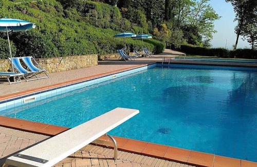 Montaione Villa | Casa Bonaventura F: A welcoming two-story villa in the characteristic style of the Tuscan countryside, with Free WI-FI.