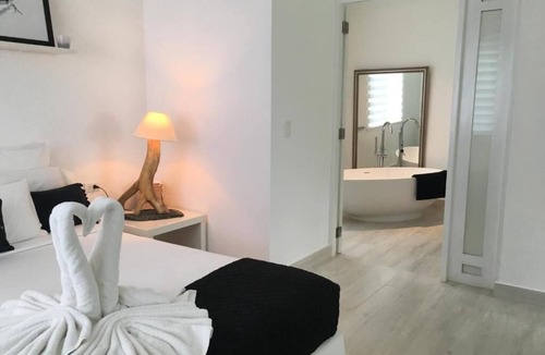 Urbanizacion Tavarez Hotel | Casa Veintiuno