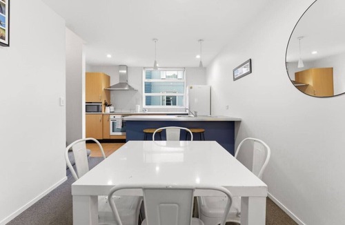 Parnell House | Central 3BR Parnell Townhome with Secure Parking