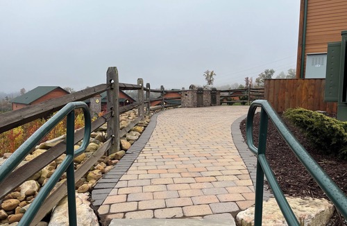 Gatlinburg Villa | Charming 1-bedroom villa with AC and fitness room in wonderful Gatlinburg.