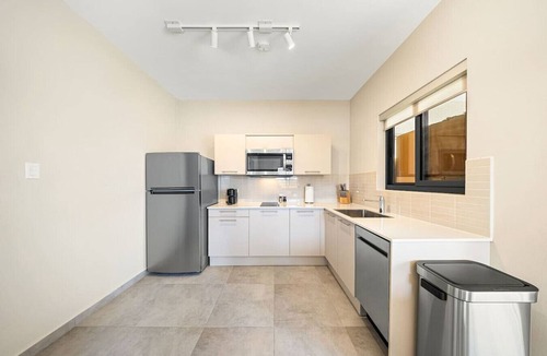 Gold Coast Villa | Charming 1-BR Townhouse | Diamante 229c by Bocobay