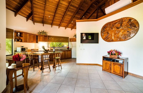 Playa Hermosa Villa | Charming 2 BR casita, close to the beach and fully equipped.