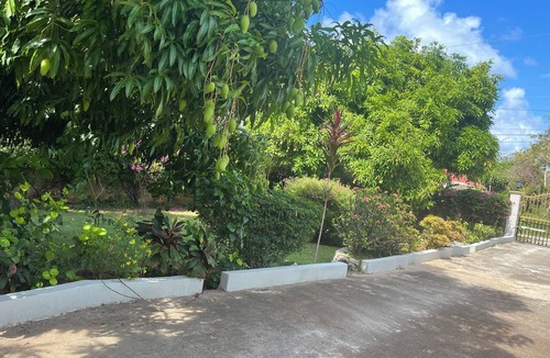 Silver Sands Villa | Charming 3-bedroom Garden villa with AC in Silversands. The Duncan Bay Area