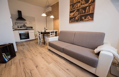Oltrarno Apartment | Cozy and Bright Apartment at the Gates of the Old Town