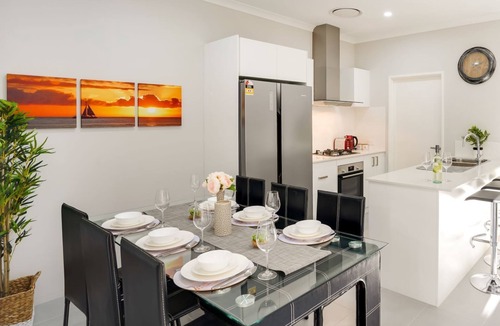 Balga House | Culloton Escape – Spacious 3BR Family Home Near Parks & Shops