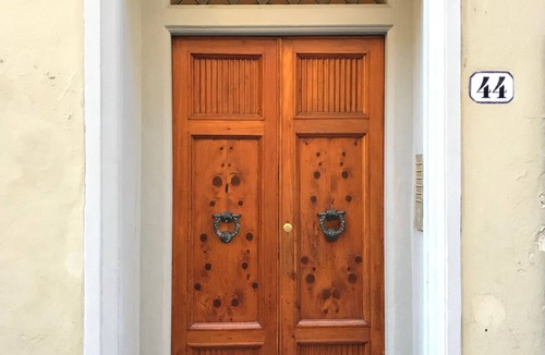 Oltrarno Apartment | Delightful apartment on the roofs of Florence perfect for 4 people.