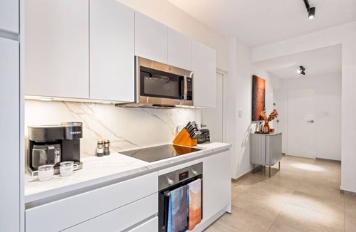 Gold Coast Villa | Diamante Royale at Gold Coast by Bocobay